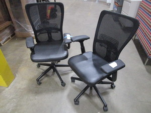 lot 159 image: TWO HAWORTH ZODY ADJUSTABLE EXECUTIVE OFFICE CHAIRS
