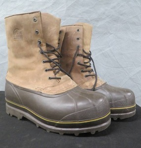 lot 2 image: SOREL BOOTS