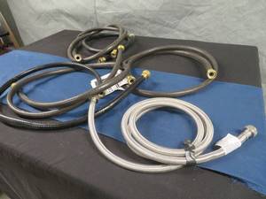 lot 35 image: MISC SET OF HOSES