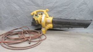 lot 54 image: YARD MAN LEAF BLOWER AND 2 HOSES FOR AIRING TIRES