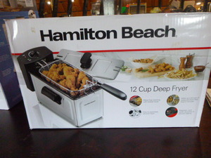 lot 18 image: NEW Hamilton Beach Professional Grade Electric Deep Fryer
