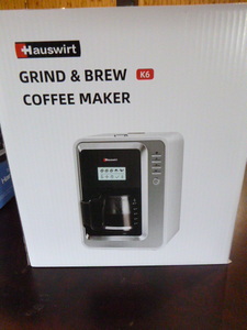 lot 19 image: NEW Hauswirt Grind & Brew Coffee Maker