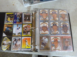 lot 70 image: 3-Ring Binder of Baseball Cards