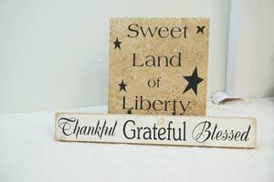 lot 28 image: Sign dcor