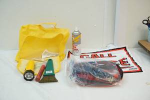 lot 36 image: Road side kit