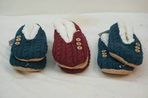 lot 47 image: Slippers