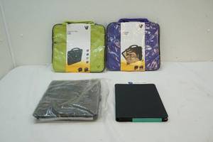 lot 59 image: Ipad accessories