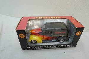 lot 129 image: Model car