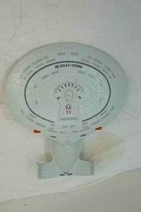 lot 160 image: Star trek ship