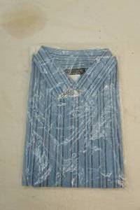 lot 185 image: Dress shirt