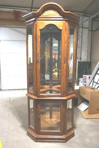 lot 212 image: Corner cabinet