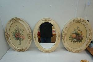 lot 219 image: Vintage art