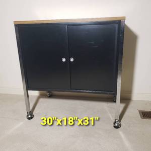 lot 63 image: Retro Aluminum Office Cabinet