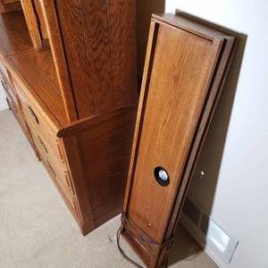 lot 55 image: Young & Hinkle Office Bookshelves