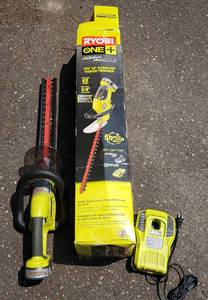 lot 131 image: Ryobi 18 Cordless Hedge Trimmer