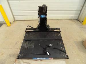 Harmar AL600 Power Chair and Scotter Lift