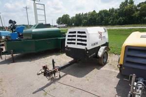 lot 8 image: 2017 Rotair Model D185 T4F Tow Behind Air Compressor