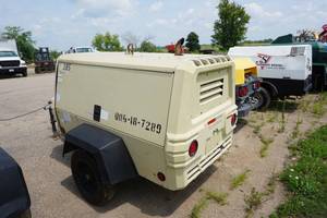 lot 10 image: 2007 Ingersoll Rand Model P185WJD Tow Behind Air Compressor