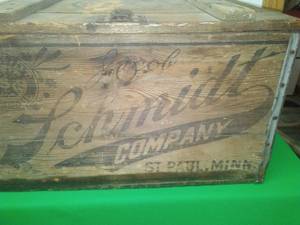 Antique wood Schmidt Beer wood case (18.5 x 12 x 11.)