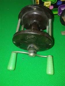 4 fishing Reels & more.