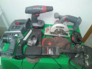Black & Decker 2 Speed sander polisher & More