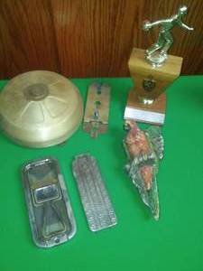 Vulcan Bell Sheffield razor blade, Ceramic parrot and trophy.