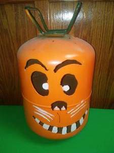 Halloween Pumpkin Cat- Freon Bottle (17 x 9.5)