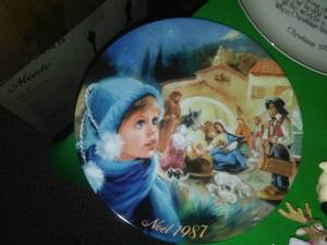Christmas Plates and decorations Hollie Hobby