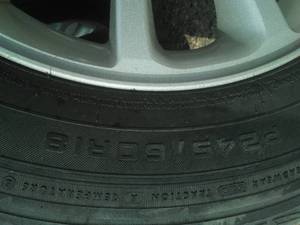 3 18 Ford rims off of an EDGE