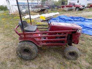 lot 8 image: Demo Derby Lawn Mower with 11 Hp Briggs & Stratton Engine