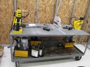 Heavy duty metal cart on wheels wit...