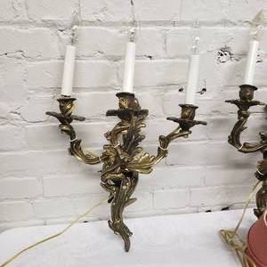lot 27 image: Ornate Vintage Brass Candlestick Wall Sconces Lamps