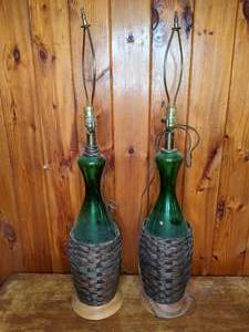 lot 400 image: Set of (2) Tall Retro Vintage Green Glass Lamps