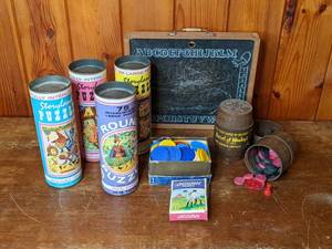 lot 414 image: Vintage Collection of Puzzles, Games, and Other Toys