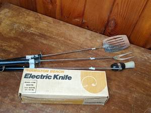 lot 415 image: Vintage Hamilton Beach Electric Knife and Grilling Tools