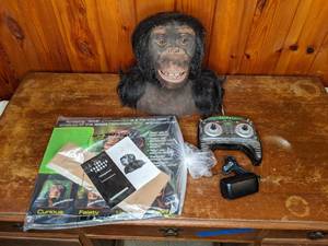 lot 417 image: Sharper Image Alive Chimpanzee With Remote
