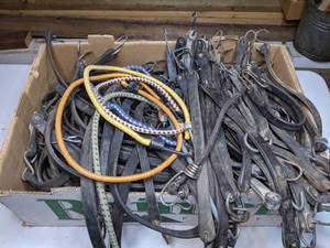 lot 75 image: Large Lot of Tarp Rubber Bungee Straps