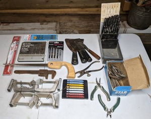 lot 79 image: Perfect Lot of Mixed Tools New & Vintage Craftsman, Bosch, Masterforce, Toolshop, Black & Decker & More