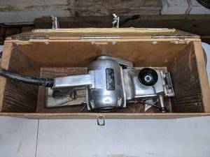 lot 86 image: Vintage Montgomery Ward Powr-Kraft Industrial Duty 3 116 Planer