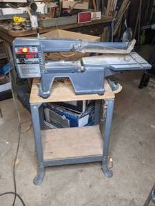 lot 7 image: Sears Craftsman 18 Motorized Scroll Saw
