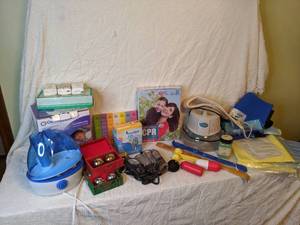 lot 322 image: East Meets West Miscellaneous Healthcare Items