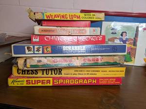 lot 509 image: Lot of (13) Vintage childrens games and Disney prints