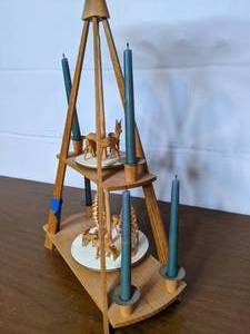 lot 514 image: Wooden Candle Carousel