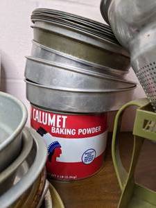 lot 518 image: Lot of Pots, Pans, Graters, Wire Cooling Rack & a Mr. Peanut jar