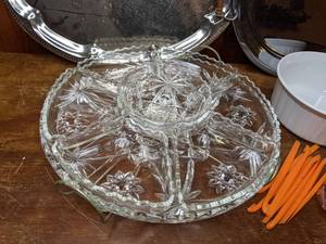 lot 522 image: Corningware, Spinning Glass PartyCrudite Tray, Other Serving Dishes