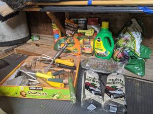 lot 397 image: Gardening Supplies