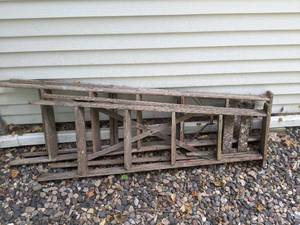 lot 562 image: Set of (2) Tall Wooden Ladders 58 and 70