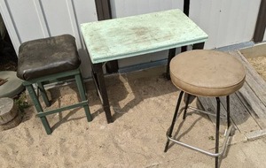 lot 173 image: Lot of (2) Stools and (1) Table
