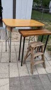lot 195 image: Lot of (2) Tables and (1) Small Step Ladder