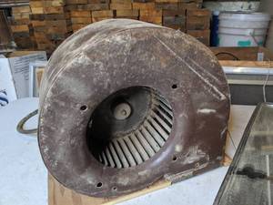lot 123 image: Vintage Fan Motor & Two Truck Side Mirrors (unmatching)